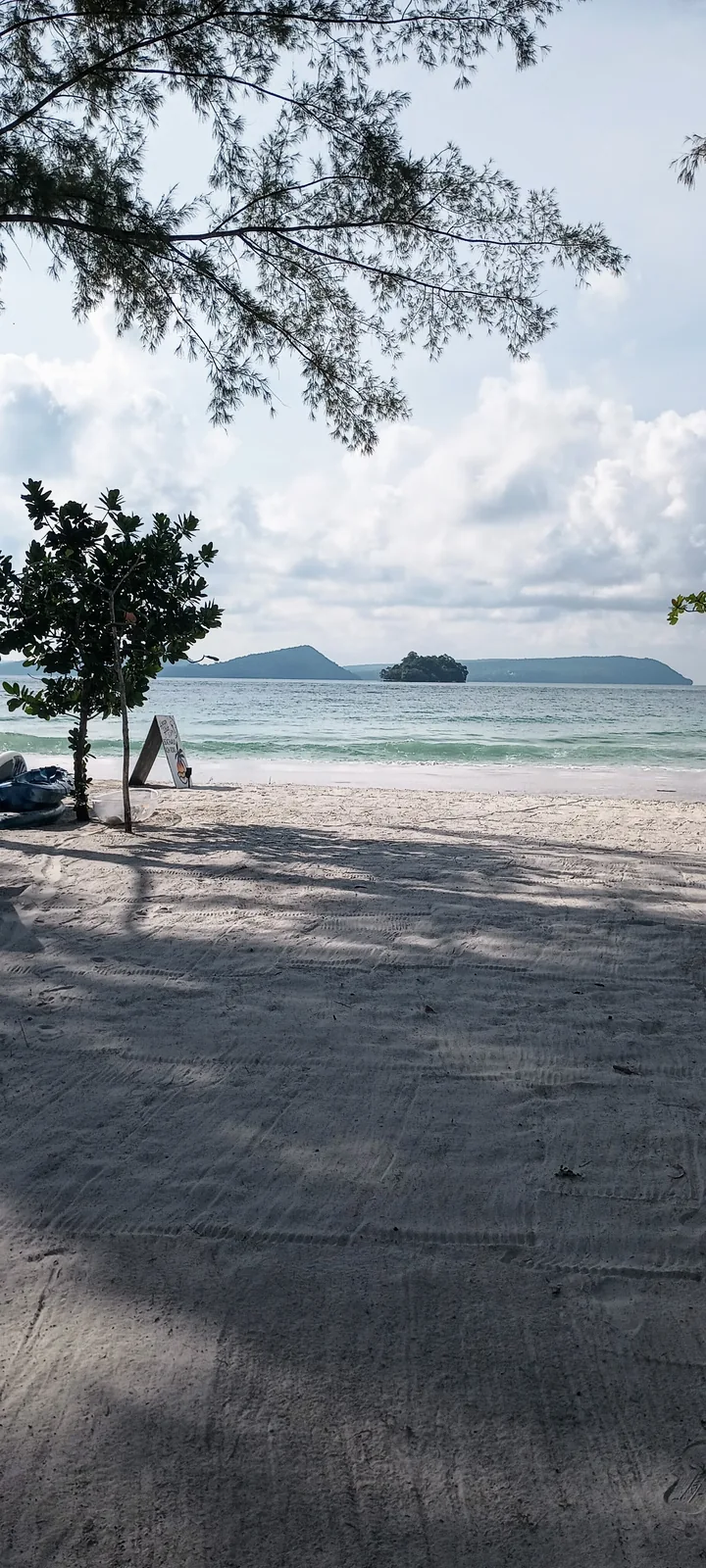 Long Set Beach, Koh Rong — archive photograph