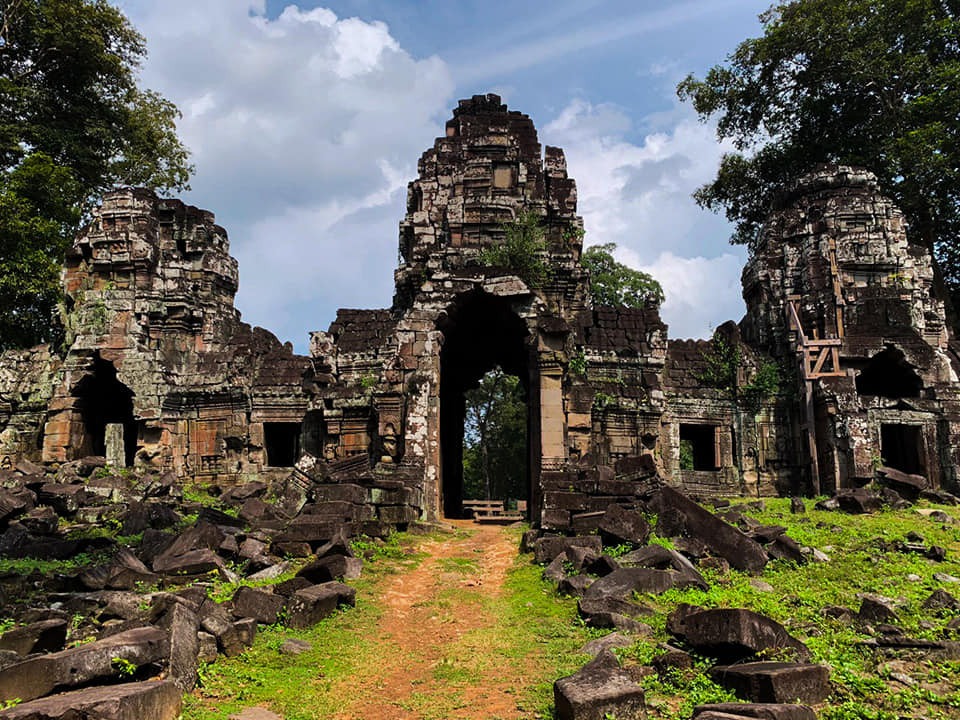 prasat preah khan of kampong svay photo visit cambodia